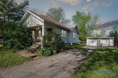 29157 E Broadway St, Walbridge, OH 43465 photo 1