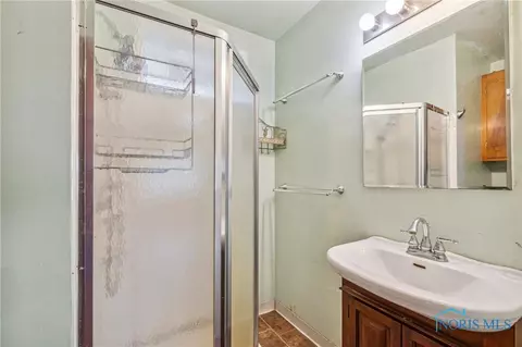 29157 E Broadway St, Walbridge, OH 43465 photo 18