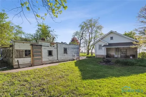 29157 E Broadway St, Walbridge, OH 43465 photo 32