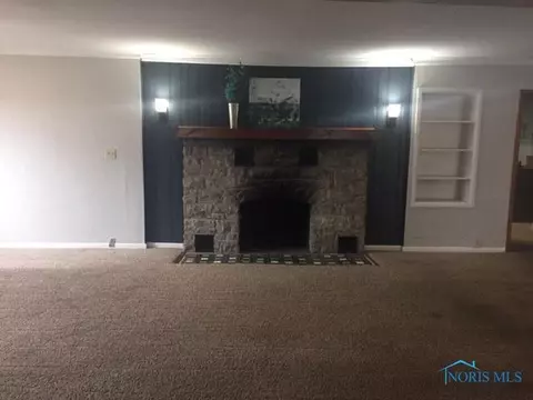 225 E William St, Maumee, OH 43537 photo 4