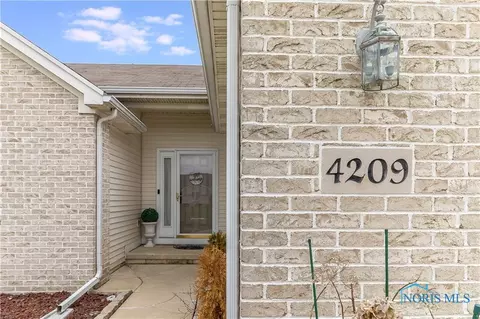 4209 Waterbend E Dr, Maumee, OH 43537 photo 3