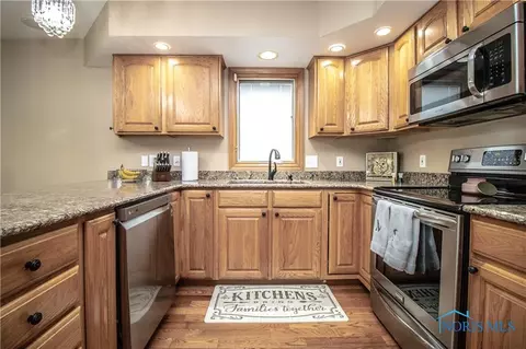 4209 Waterbend E Dr, Maumee, OH 43537 photo 14