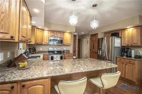4209 Waterbend E Dr, Maumee, OH 43537 photo 12
