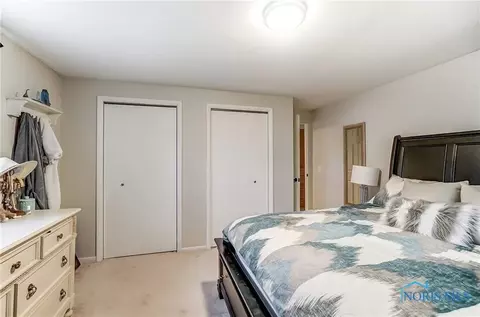 213 Degroff Ave, Archbold, OH 43502 photo 9