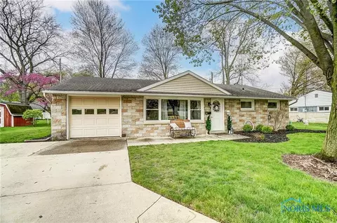 213 Degroff Ave, Archbold, OH 43502 photo 1