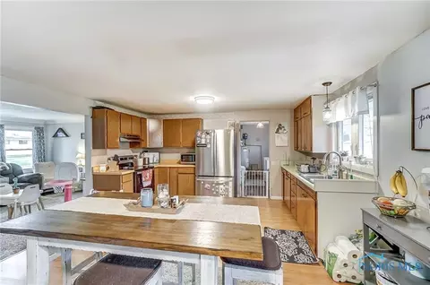 213 Degroff Ave, Archbold, OH 43502 photo 13
