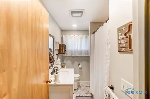 213 Degroff Ave, Archbold, OH 43502 photo 18