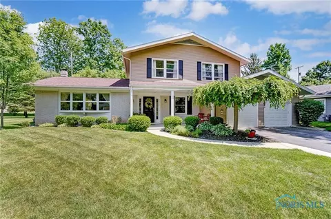 7501 Club Rd, Sylvania, OH 43560