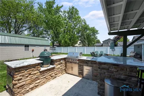 28223 E Broadway St, Walbridge, OH 43465 photo 30