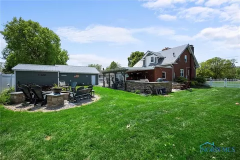 28223 E Broadway St, Walbridge, OH 43465 photo 35