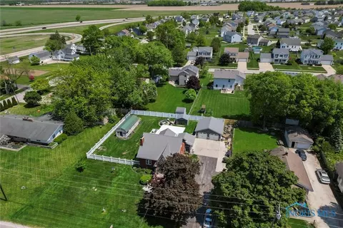 28223 E Broadway St, Walbridge, OH 43465 photo 40