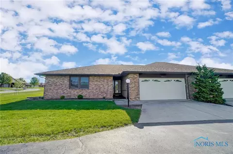 1643 Manor Hill Rd #U-20, Findlay, OH 45840