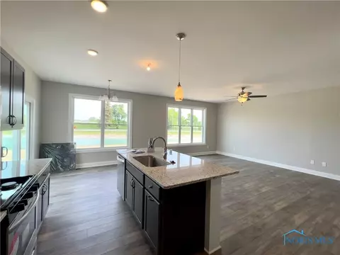 1977 Caleb Ct, Waterville, OH 43566 photo 5