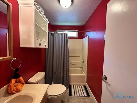736 Howard St, Findlay, OH 45840 photo 13