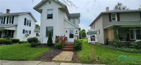 325 N 8th St, Upper Sandusky, OH 43351