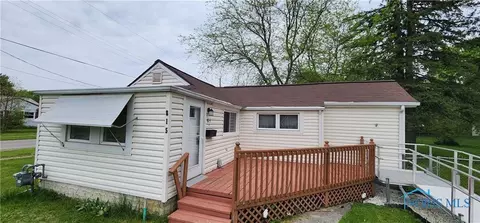 815 Central Ave, Findlay, OH 45840 photo 2