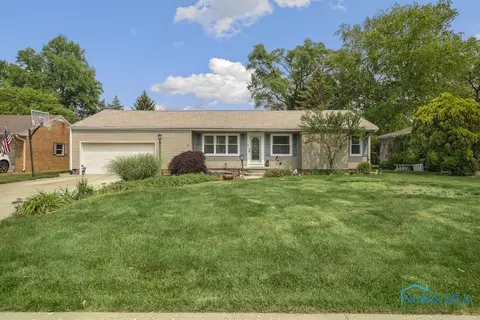 1038 Scribner St, Maumee, OH 43537