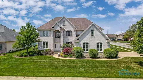 9407 Saint Angelas Way, Sylvania, OH 43560