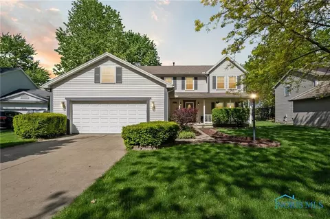 1294 Tricia Ct, Perrysburg, OH 43551