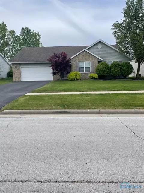 1413 Autumn Dr, Findlay, OH 45840