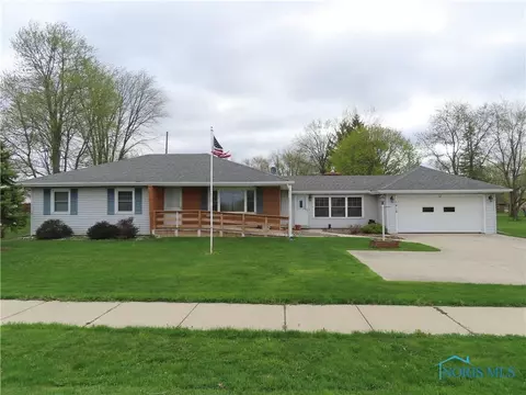1412 Maplehurst Ave, Montpelier, OH 43543