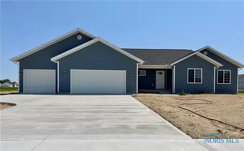 708 Winter Dr, Carey, OH 43316