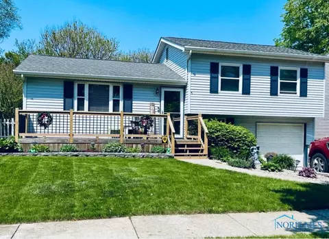 4415 Oldenburg Dr, Toledo, OH 43611