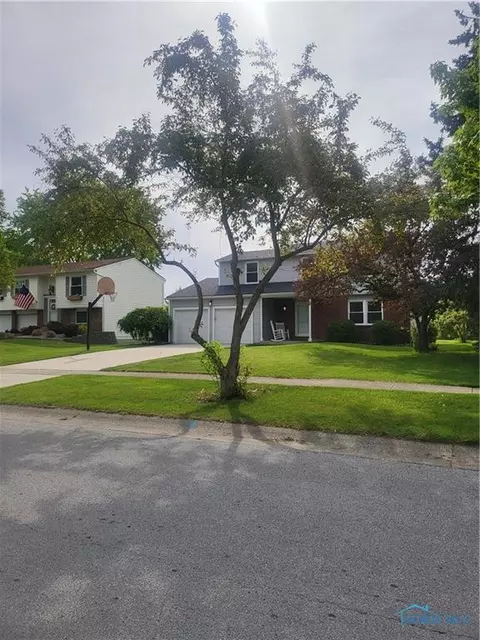 351 Mallard Rd, Perrysburg, OH 43551