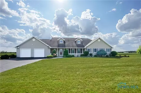 5374 County Road 53, Mccomb, OH 45858
