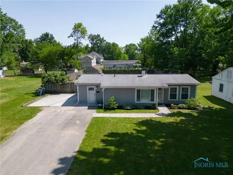 3655 Pendleton Dr, Toledo, OH 43623 photo 2