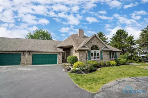 629 W Lake Ct #U-6, Findlay, OH 45840