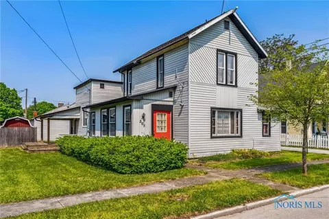 205 N 3rd St, North Baltimore, OH 45872