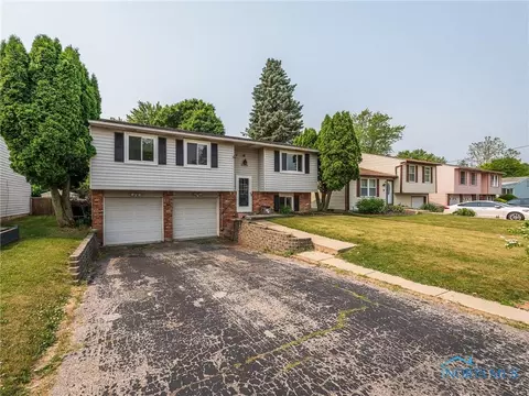 4915 Ventura Dr, Toledo, OH 43615