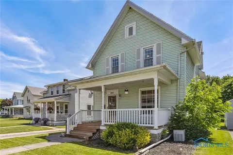 310 N Sandusky St, Tiffin, OH 44883