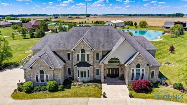 24385 Sun Air Blvd, Perrysburg, OH 43551