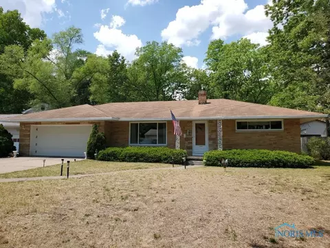 6229 Westacre, Toledo, OH 43615