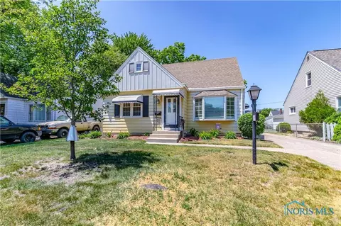 4749 Naomi Dr, Toledo, OH 43623