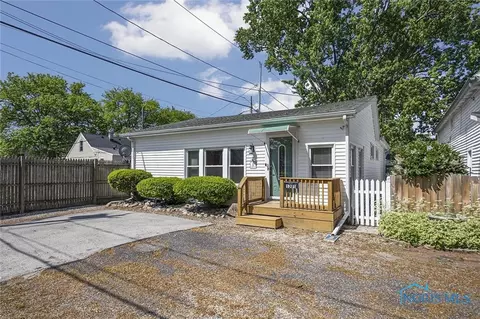 5225 308th St, Toledo, OH 43611