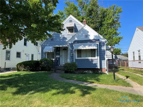 3230 Escott Ave, Toledo, OH 43614