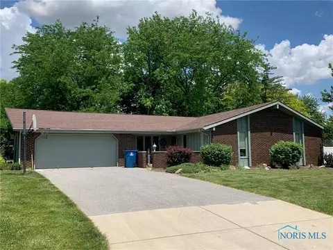 524 Wesley Ave, Bryan, OH 43506 photo 1