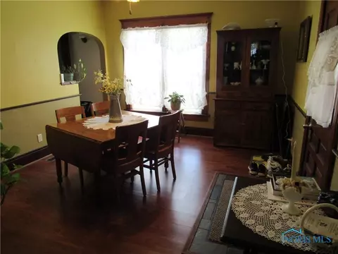 321 E Trevitt St, Bryan, OH 43506 photo 5
