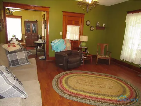 321 E Trevitt St, Bryan, OH 43506 photo 7