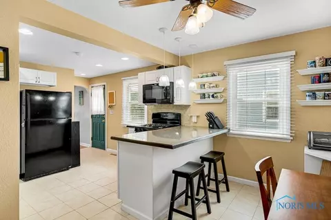 805 Wall St, Maumee, OH 43537 photo 14