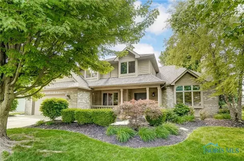 2142 S Lake Ct, Findlay, OH 45840
