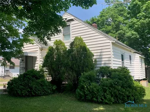 717 S Cherry St, Bryan, OH 43506 photo 2