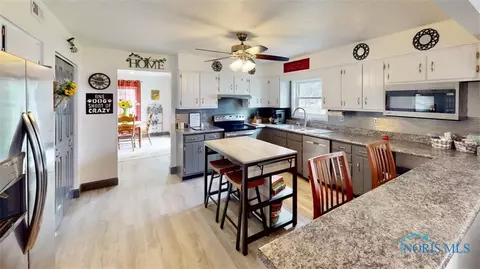 703 Taylor St, Delta, OH 43515 photo 11