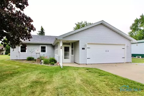 703 Taylor St, Delta, OH 43515 photo 1