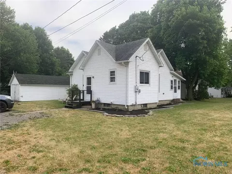 318 N Oak St, Edgerton, OH 43517