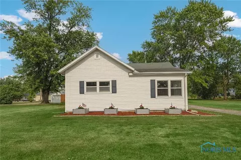 207 Rader Rd, Mccomb, OH 45858
