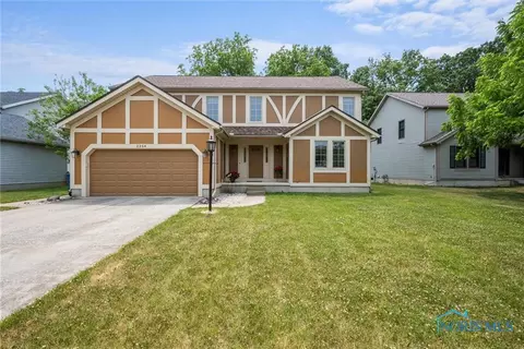 2254 Coe Ct, Perrysburg, OH 43551
